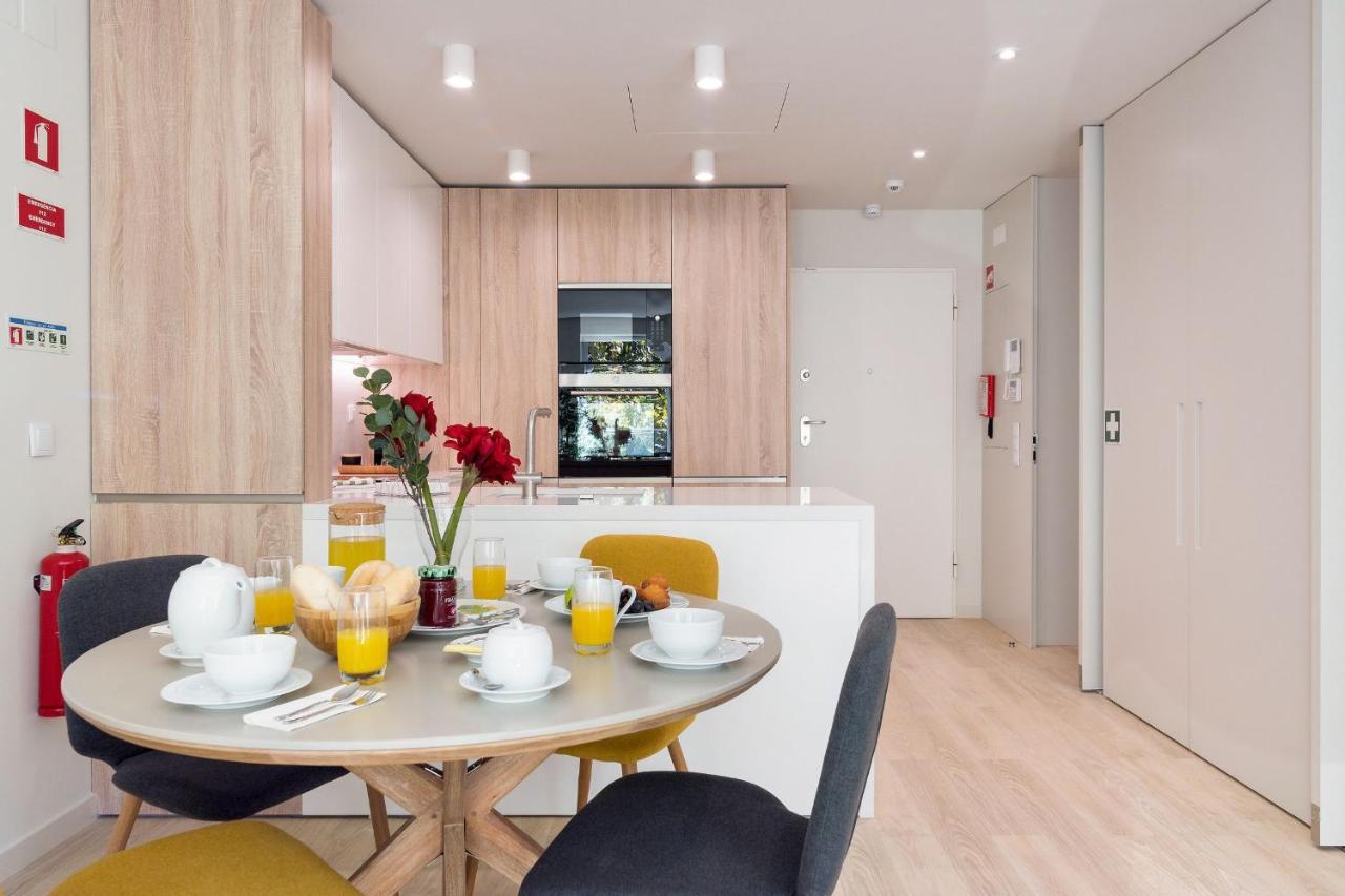 Modern & Stylish Apartment In Av. Da Liberdade By Lovelystay Lisabona Exterior foto