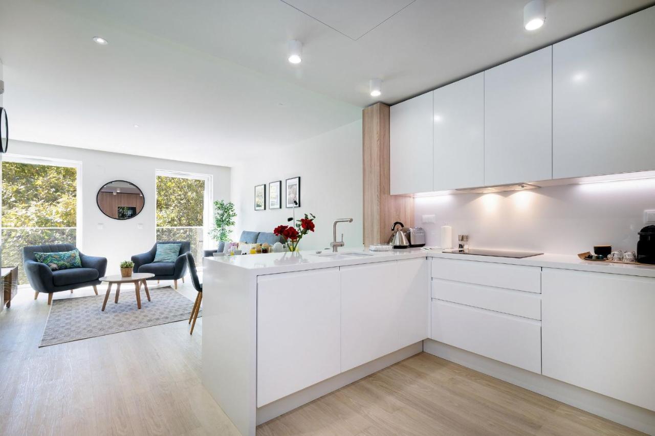 Modern & Stylish Apartment In Av. Da Liberdade By Lovelystay Lisabona Exterior foto
